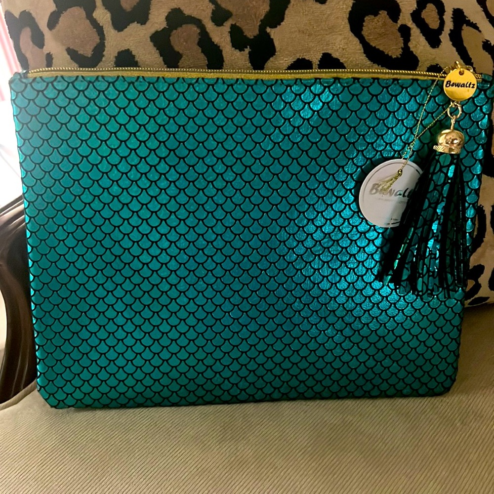 Accessories pouch 11 x 8.5 - Picture 1 of 2